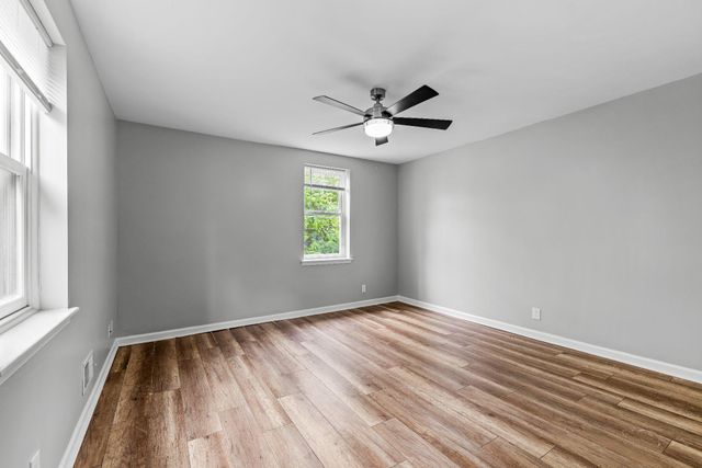 1123 HOLLINS ST, Baltimore, MD 21223