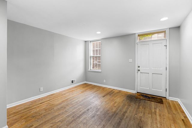 1123 HOLLINS ST, Baltimore, MD 21223