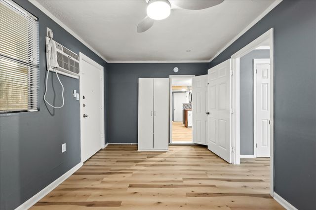 1509 W Morphy Street B, Fort Worth, TX 76104
