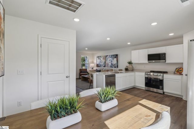 471 Sundown Drive, Spartanburg, SC 29302