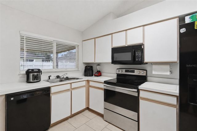 1210 BLUFIELD AVENUE, Brandon, FL 33511