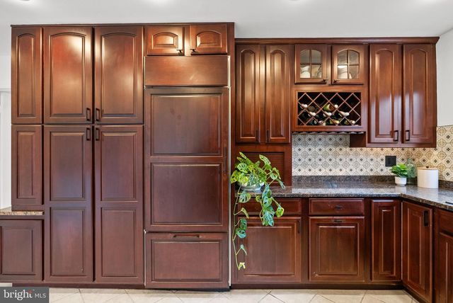 6305 CONTENTION CT, Bethesda, MD 20817