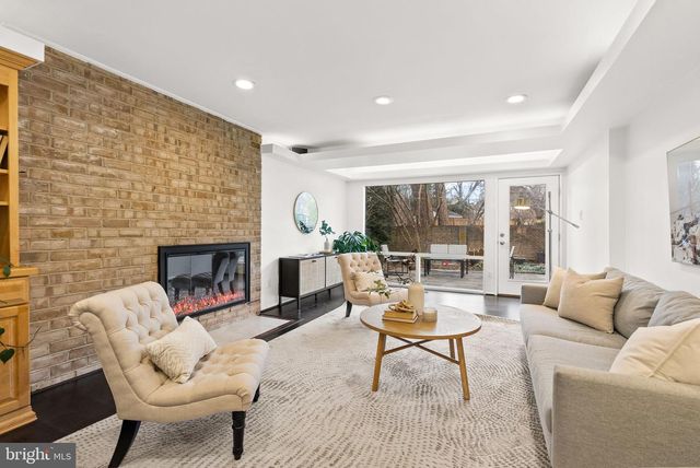 6305 CONTENTION CT, Bethesda, MD 20817