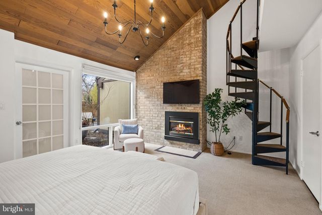 6305 CONTENTION CT, Bethesda, MD 20817