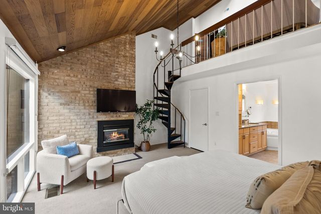 6305 CONTENTION CT, Bethesda, MD 20817