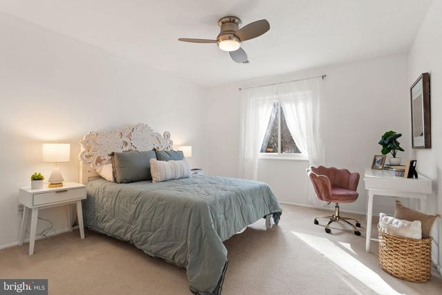 6305 CONTENTION CT, Bethesda, MD 20817