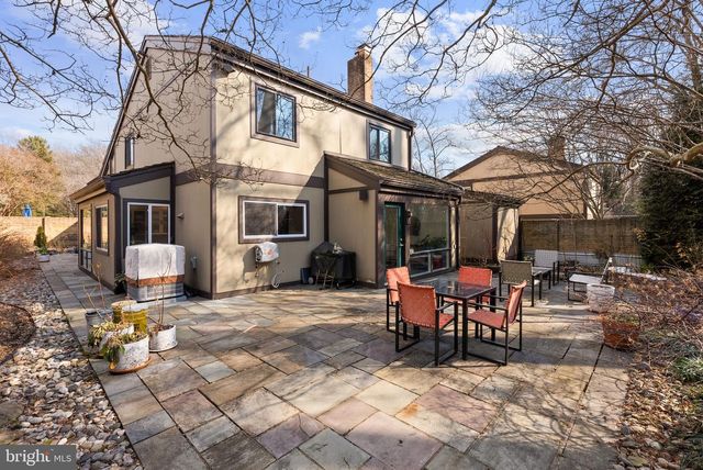 6305 CONTENTION CT, Bethesda, MD 20817