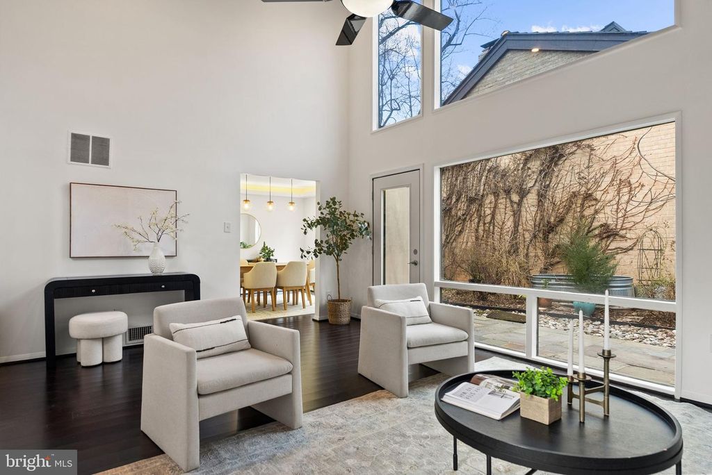 6305 CONTENTION CT, Bethesda, MD 20817