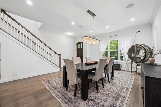 1734 N Artesian Avenue, Chicago, IL 60647
