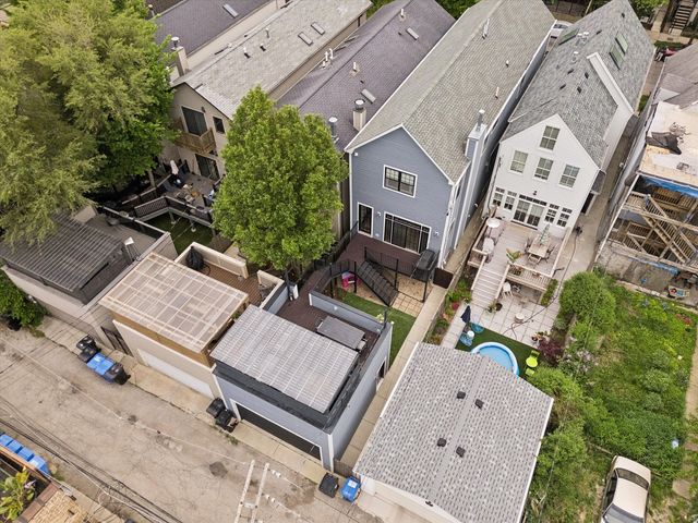 1734 N Artesian Avenue, Chicago, IL 60647
