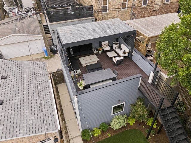 1734 N Artesian Avenue, Chicago, IL 60647