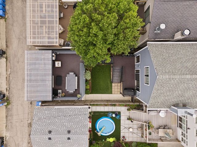1734 N Artesian Avenue, Chicago, IL 60647