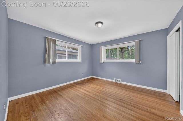 12842 Brady, Redford Charter Township, MI 48239
