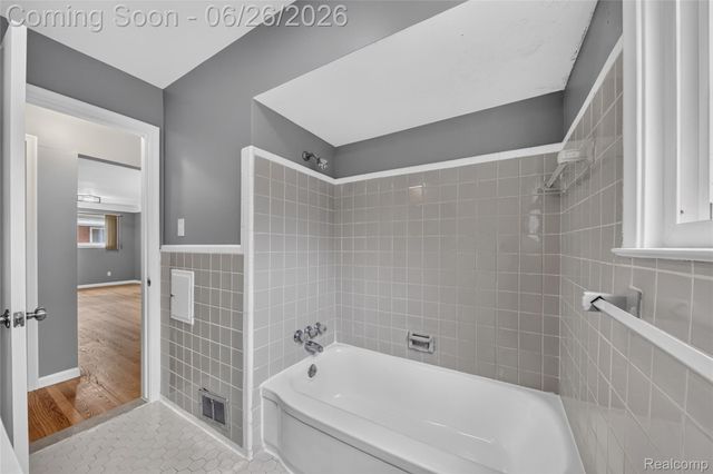 12842 Brady, Redford Charter Township, MI 48239