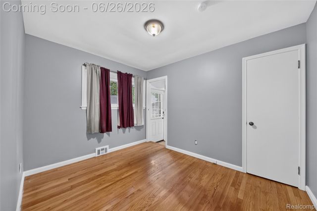 12842 Brady, Redford Charter Township, MI 48239