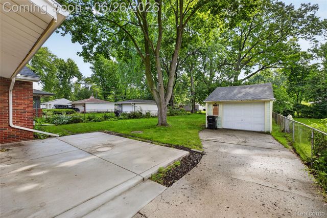 12842 Brady, Redford Charter Township, MI 48239