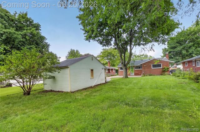 12842 Brady, Redford Charter Township, MI 48239