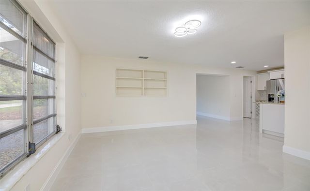 3105 18th Street, Vero Beach, FL 32960