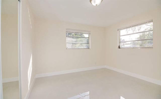 3105 18th Street, Vero Beach, FL 32960