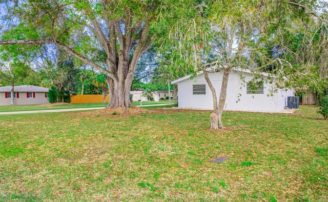 3105 18th Street, Vero Beach, FL 32960