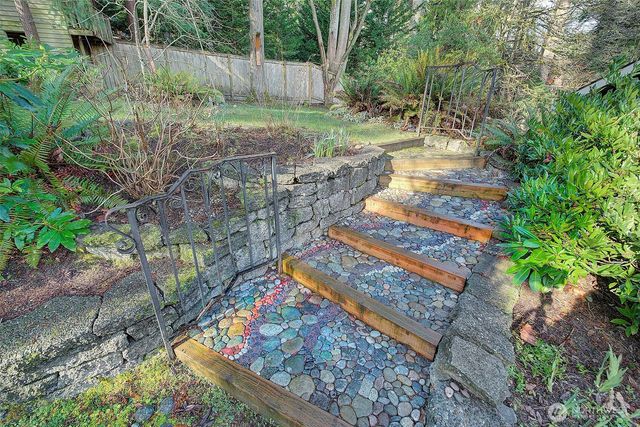 2359 219th Place SW, Brier, WA 98036