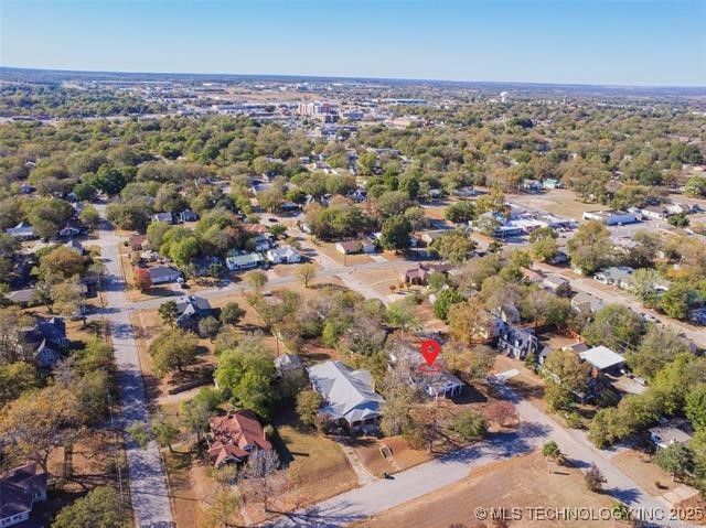 921 D Street NW, Ardmore, OK 73401