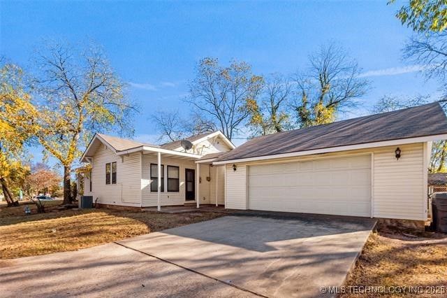 921 D Street NW, Ardmore, OK 73401