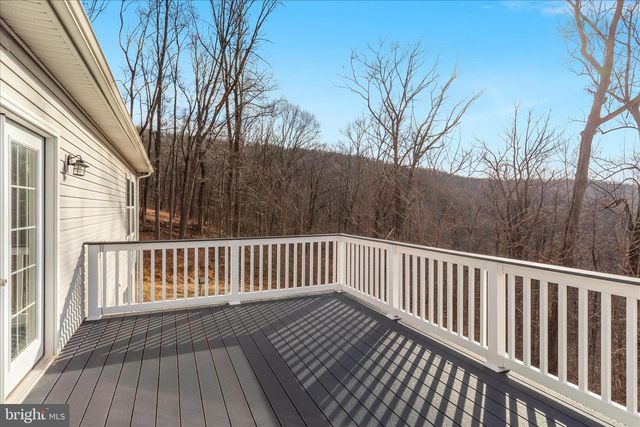 145 TULIP POPLAR DR, Linden, VA 22642