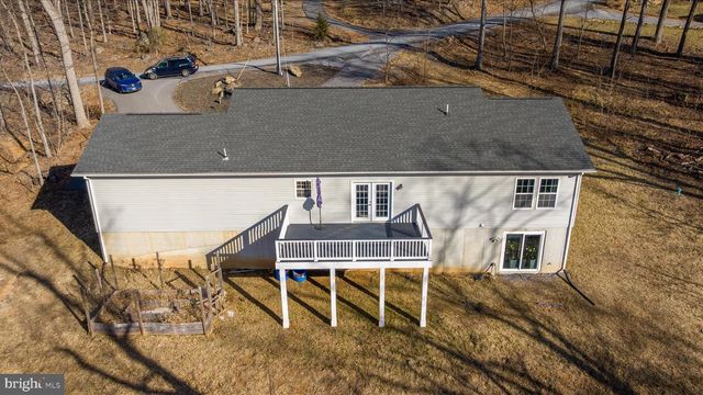 145 TULIP POPLAR DR, Linden, VA 22642
