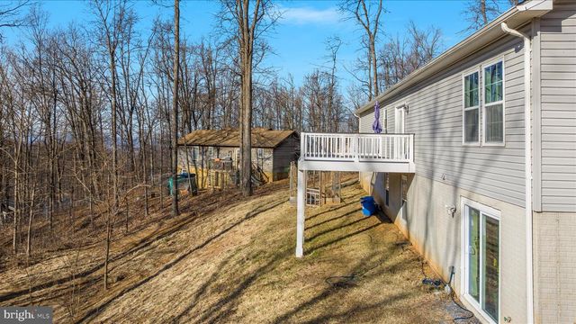 145 TULIP POPLAR DR, Linden, VA 22642