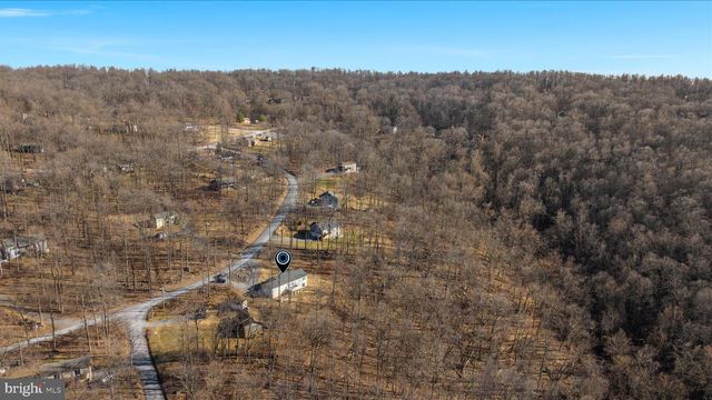 145 TULIP POPLAR DR, Linden, VA 22642