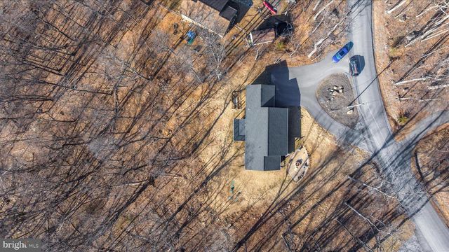 145 TULIP POPLAR DR, Linden, VA 22642