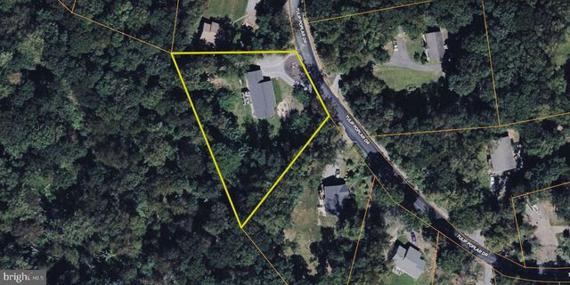 145 TULIP POPLAR DR, Linden, VA 22642