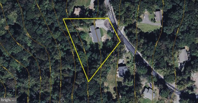 145 TULIP POPLAR DR, Linden, VA 22642