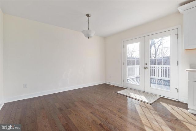 145 TULIP POPLAR DR, Linden, VA 22642