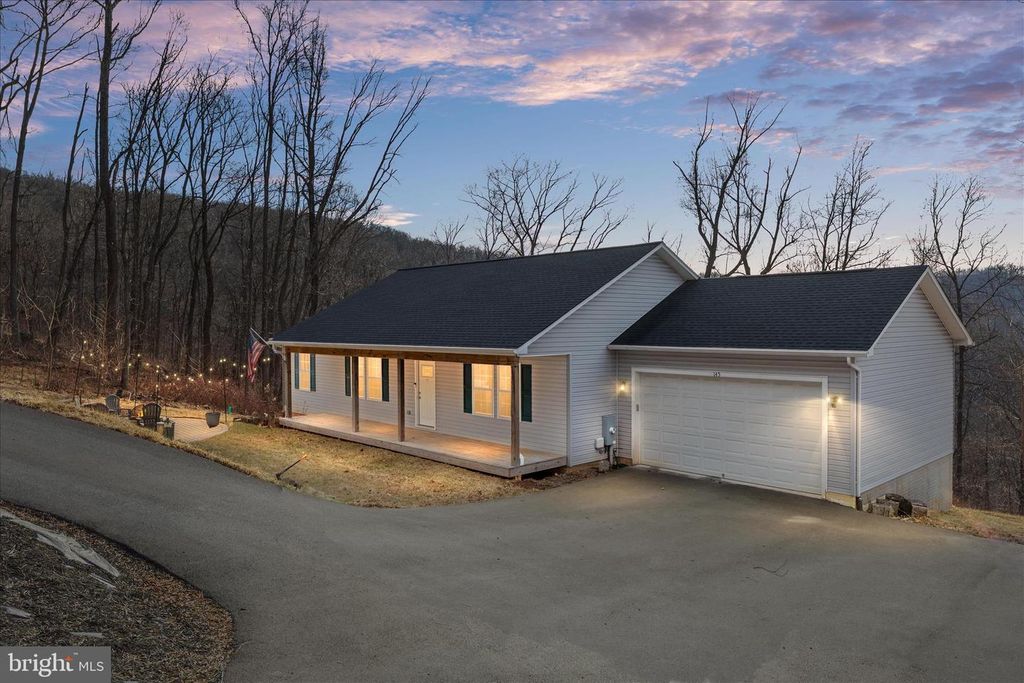 145 TULIP POPLAR DR, Linden, VA 22642