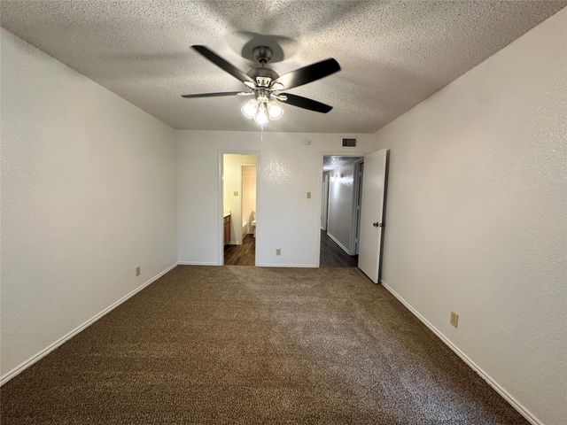 833 White Rock Street, Saginaw, TX 76179