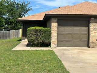 833 White Rock Street, Saginaw, TX 76179