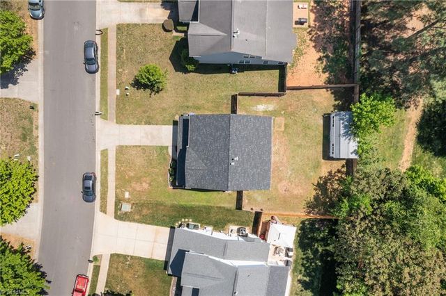1119 Briarwood Drive, Mebane, NC 27302