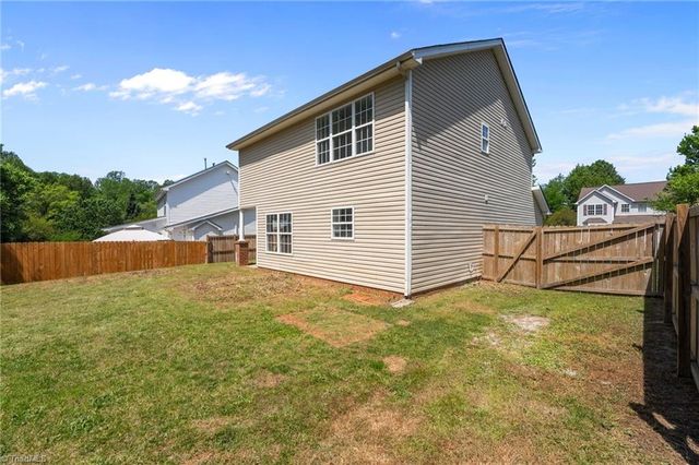 1119 Briarwood Drive, Mebane, NC 27302