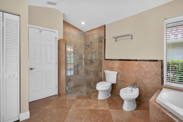 709 Crystal Court, Weston, FL 33326