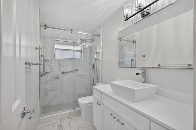709 Crystal Court, Weston, FL 33326