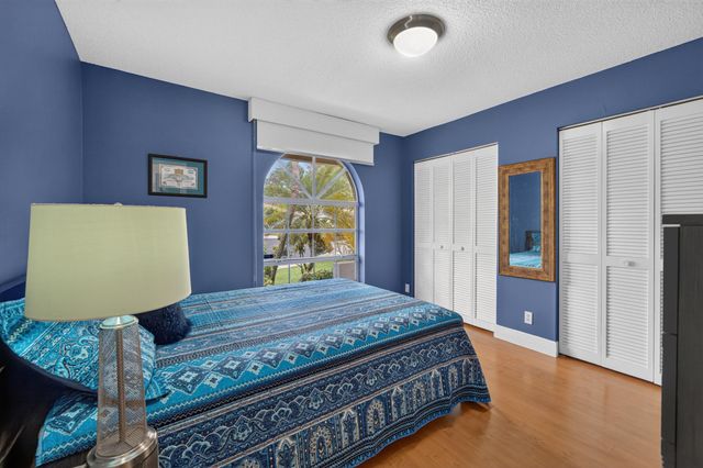 709 Crystal Court, Weston, FL 33326