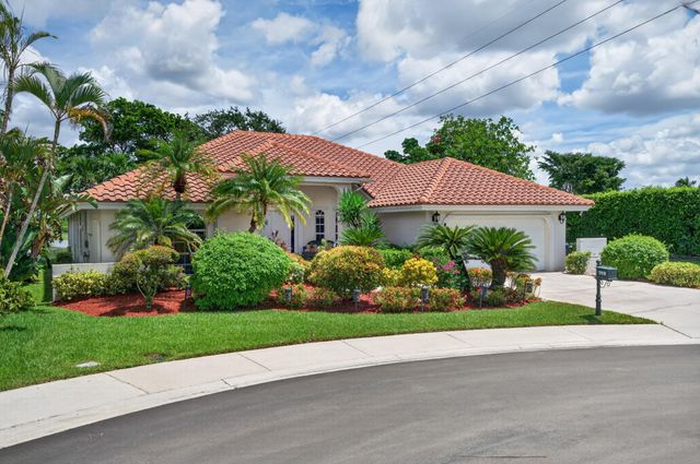 709 Crystal Court, Weston, FL 33326