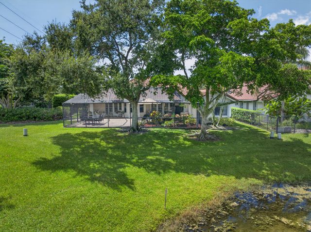 709 Crystal Court, Weston, FL 33326