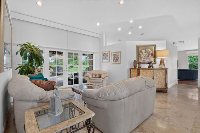709 Crystal Court, Weston, FL 33326