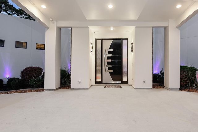 26240 Mcdonald Road, The Woodlands, TX 77380