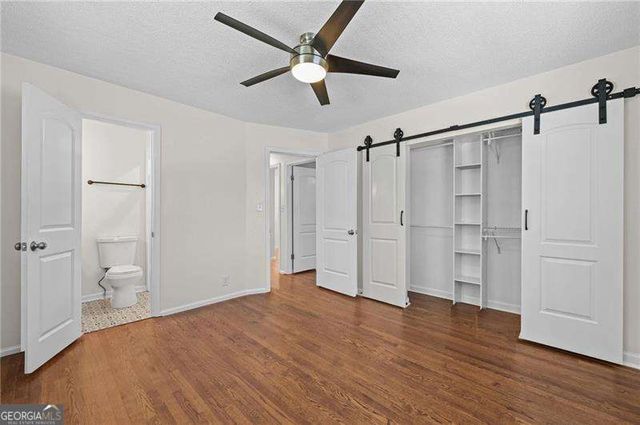 2497 Whites Mill Ln, Decatur, GA 30032