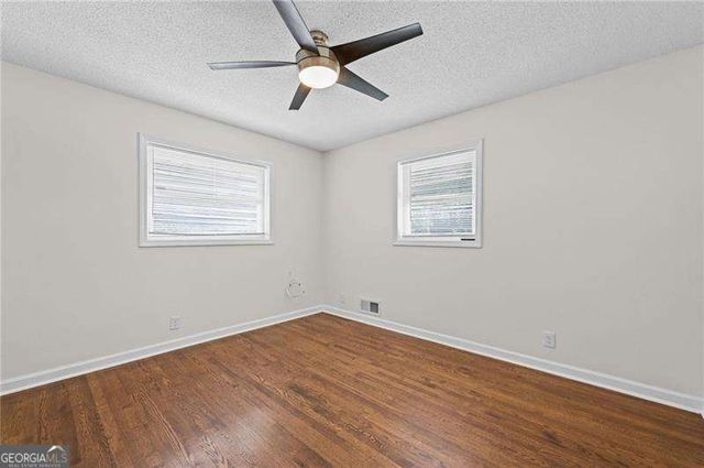 2497 Whites Mill Ln, Decatur, GA 30032