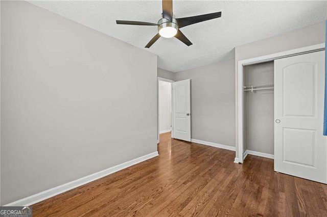 2497 Whites Mill Ln, Decatur, GA 30032